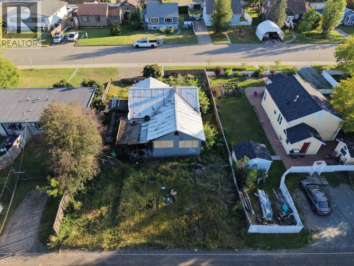 Property Photo:  1740 9th Avenue  BC V2L 3S1 