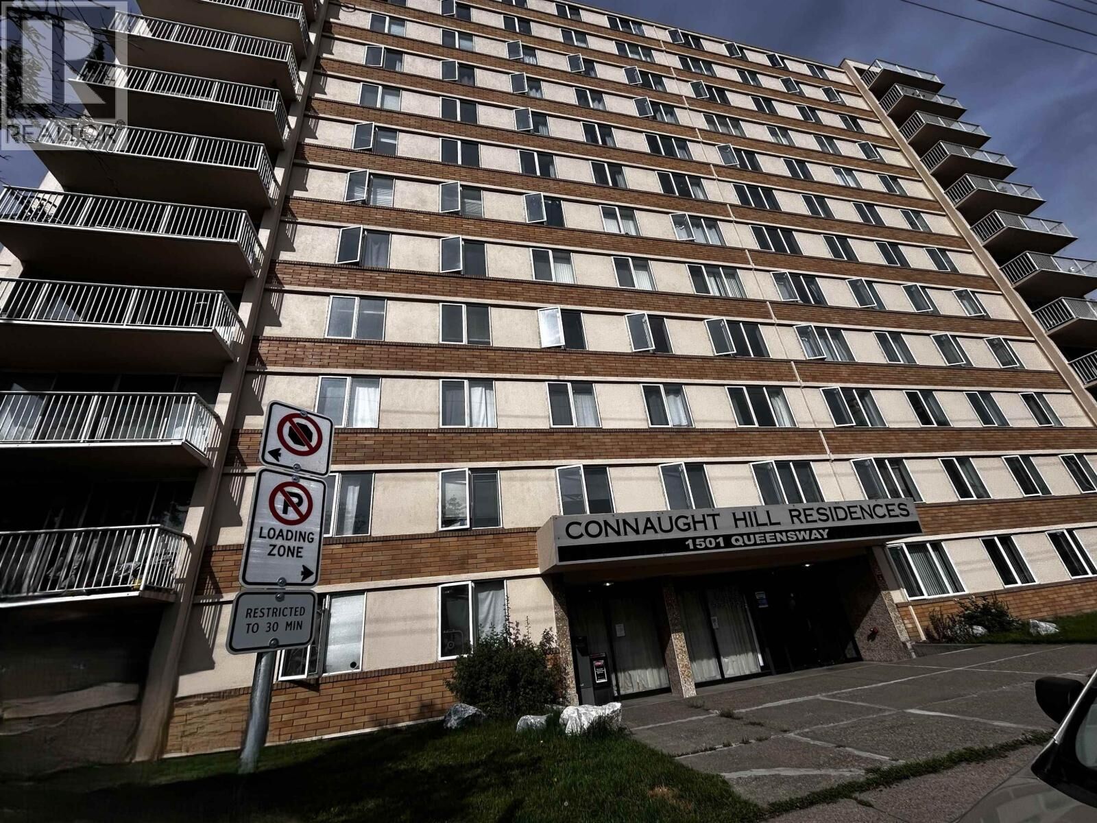 Property Photo: 1501 Queensway Street 908 BC V2L 1L5