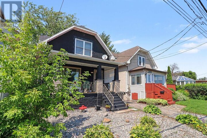 Property Photo:  1304 Montreal Road  ON K6H 1E5 