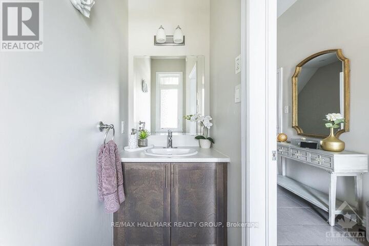 Property Photo: 277 Livery Street ON K2V 0B3
