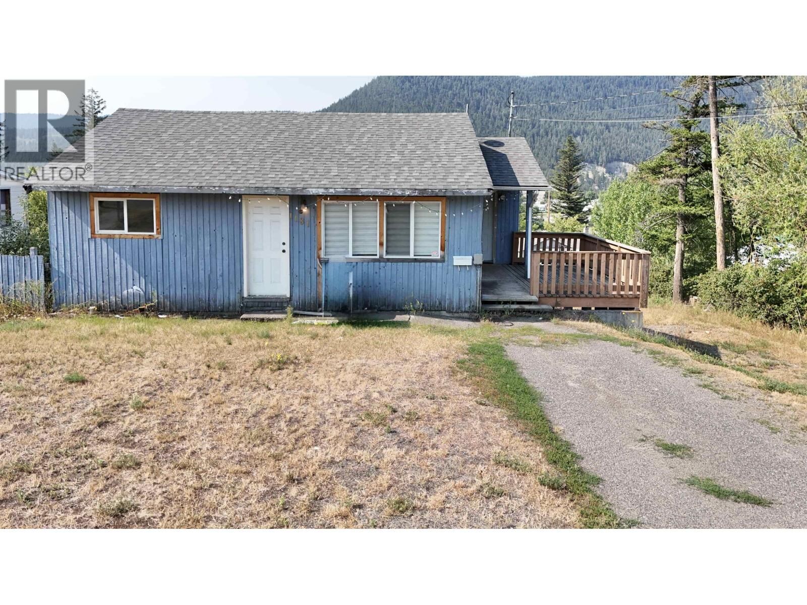 Property Photo: 1181 Third Avenue BC V2G 1Y2