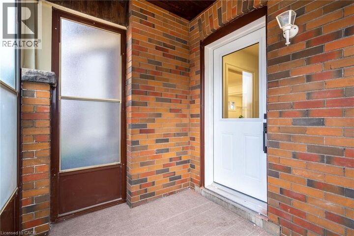 Property Photo: 40 Delaware Avenue Upper ON L8M 1T4