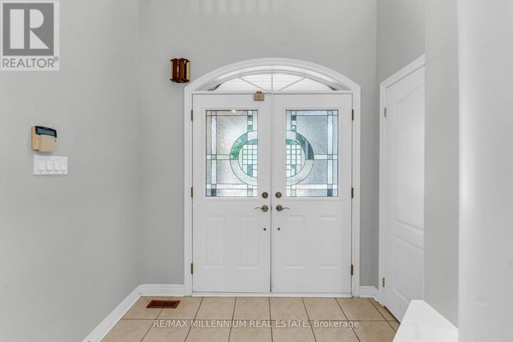 Property Photo:  28 Fogerty Street  ON L6Y 5K2 