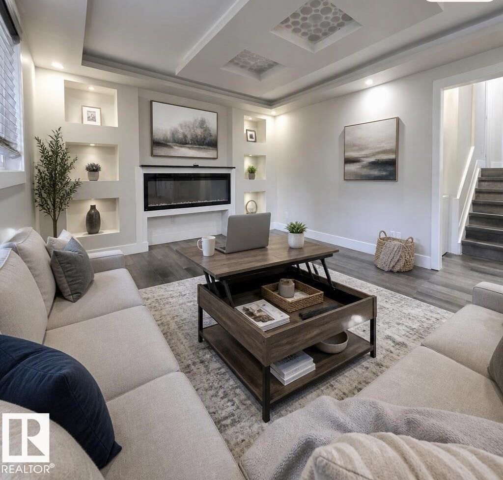 Property Photo: 9131 83 Av NW NW AB T6C 1B6