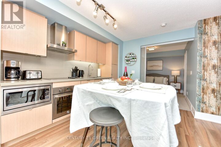 Property Photo: 300 Front Street West 1014 ON M5V 0E9