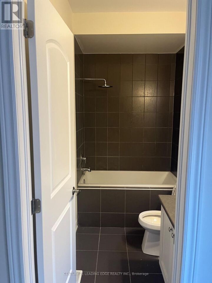 Property Photo: 23 Boland Court ON L4G 0W6