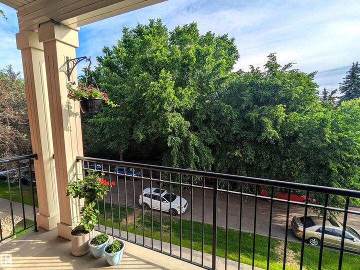 Property Photo:  9811 96A Street NW 302  AB T6A 4A4 