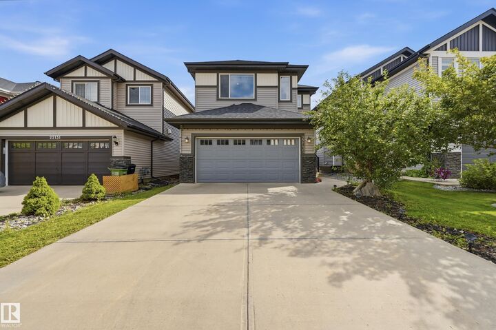 Property Photo: 22135 96 Avenue NW AB T5T 7E5