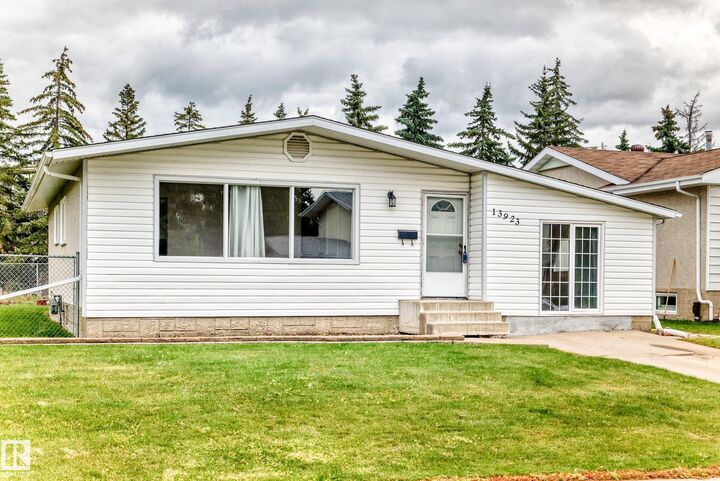 Property Photo: 13923 70 Street NW AB T5C 0L1