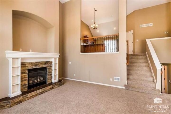 Property Photo: 2601 Brooke Bend KS 66441