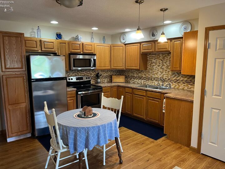 Property Photo:  529 Bimini Drive  OH 44870 
