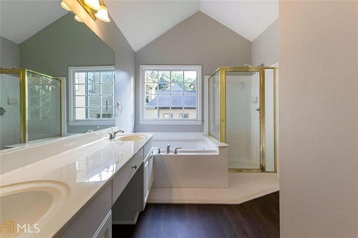 Property Photo:  1714 Lake Heights Circle  GA 30019 