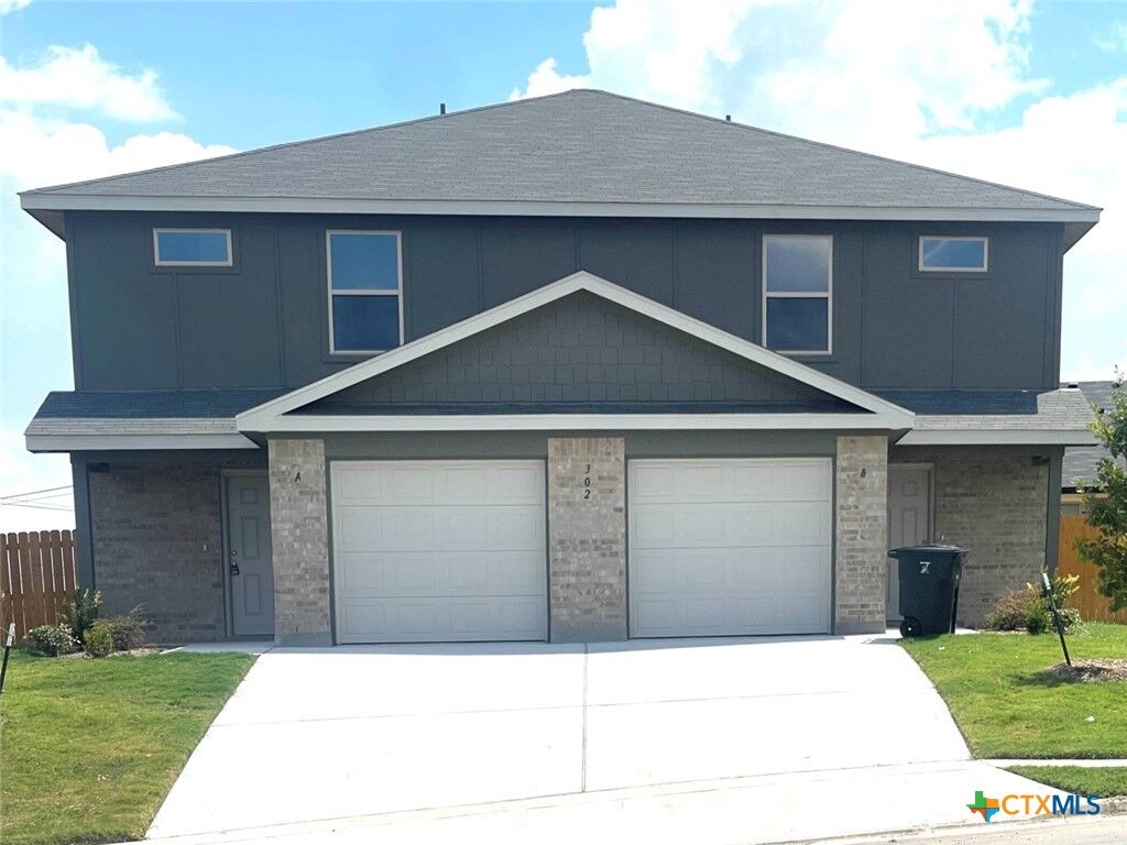 Property Photo:  302 Agua Chiquita  TX 76543 