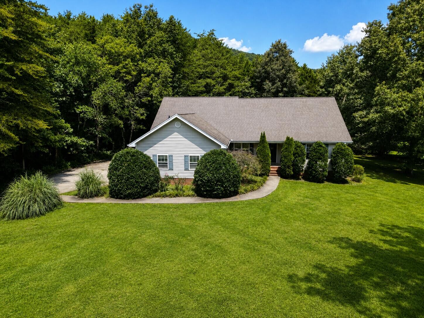 Property Photo: 36 Glendale Court GA 30752
