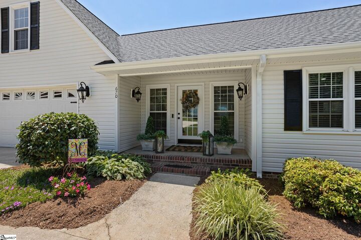 Property Photo: 670 Old Mill Road SC 29322