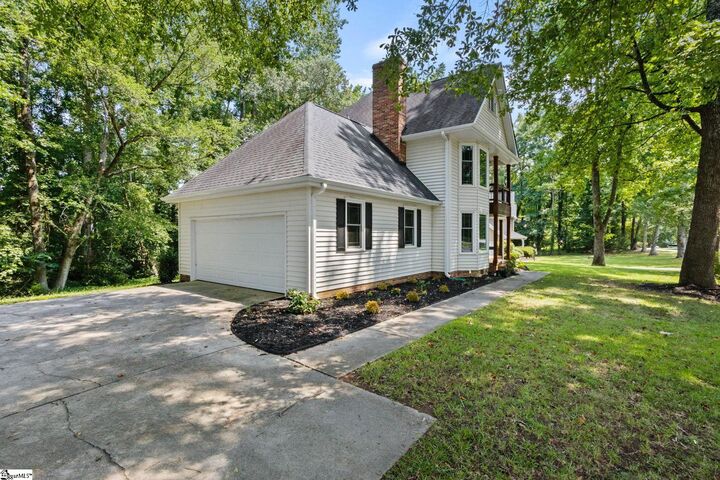 Property Photo:  201 Hillpine Drive  SC 29681 