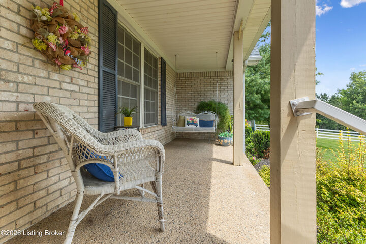 Property Photo:  998 Normandy Station Rd  KY 40071 