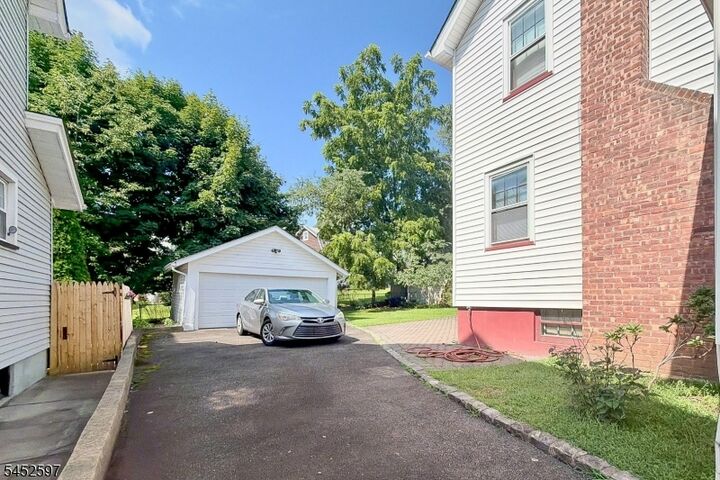 Property Photo: 106 Walker Rd NJ 07052
