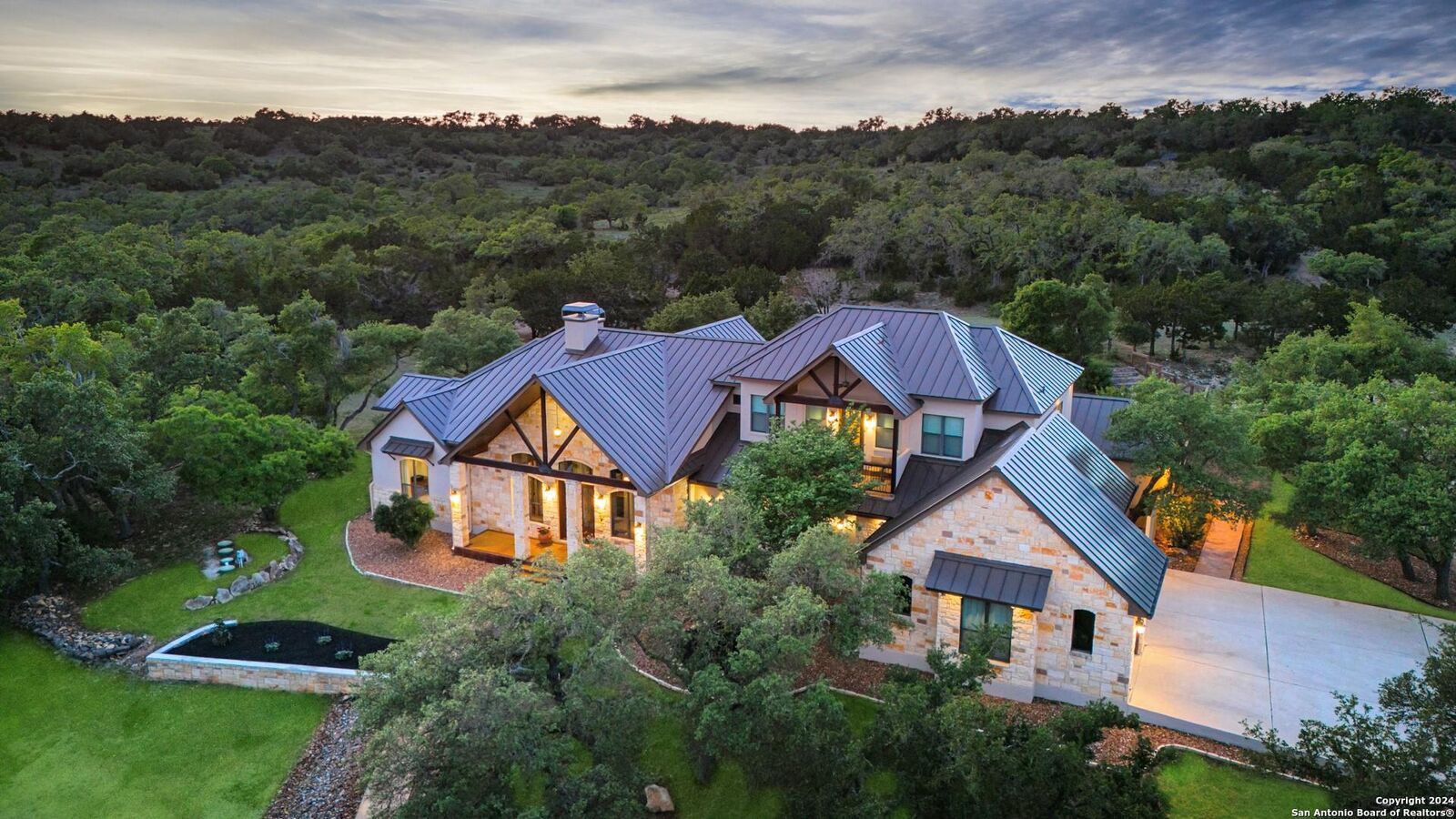Property Photo:  1941 Canyon Curve  TX 78070 