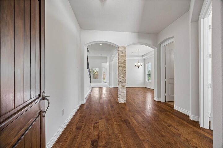 Property Photo:  315 Westwood Drive  TX 77573 