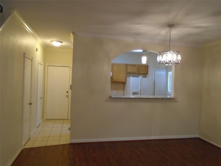 Property Photo: 6000 Reims Road 4001 TX 77036