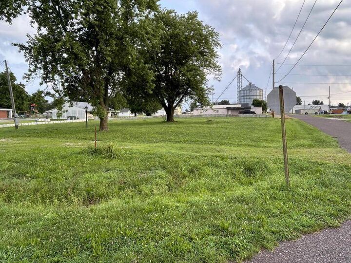 Property Photo: 307 2nd Street MO 65264