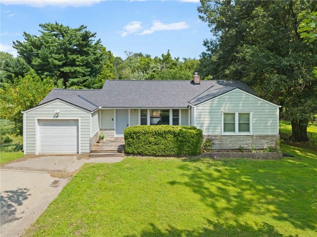 Property Photo:  612 NE 81st Terrace  MO 64118 