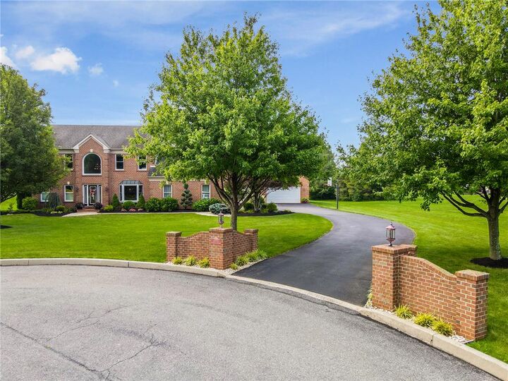 Property Photo: 1195 Sierra Drive PA 18038