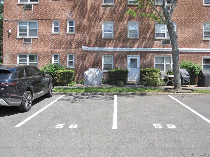 Property Photo: 125 N Washington Avenue 55 NY 10530