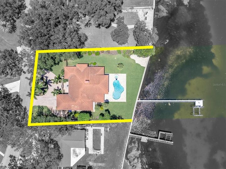 Property Photo: 5810 Bahama Shores Drive S FL 33705