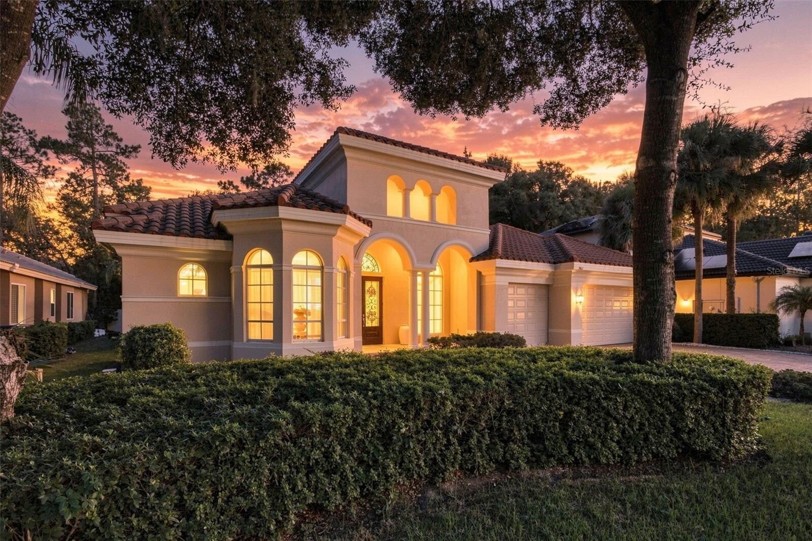 Property Photo:  2967 Grey Oaks Boulevard  FL 34688 