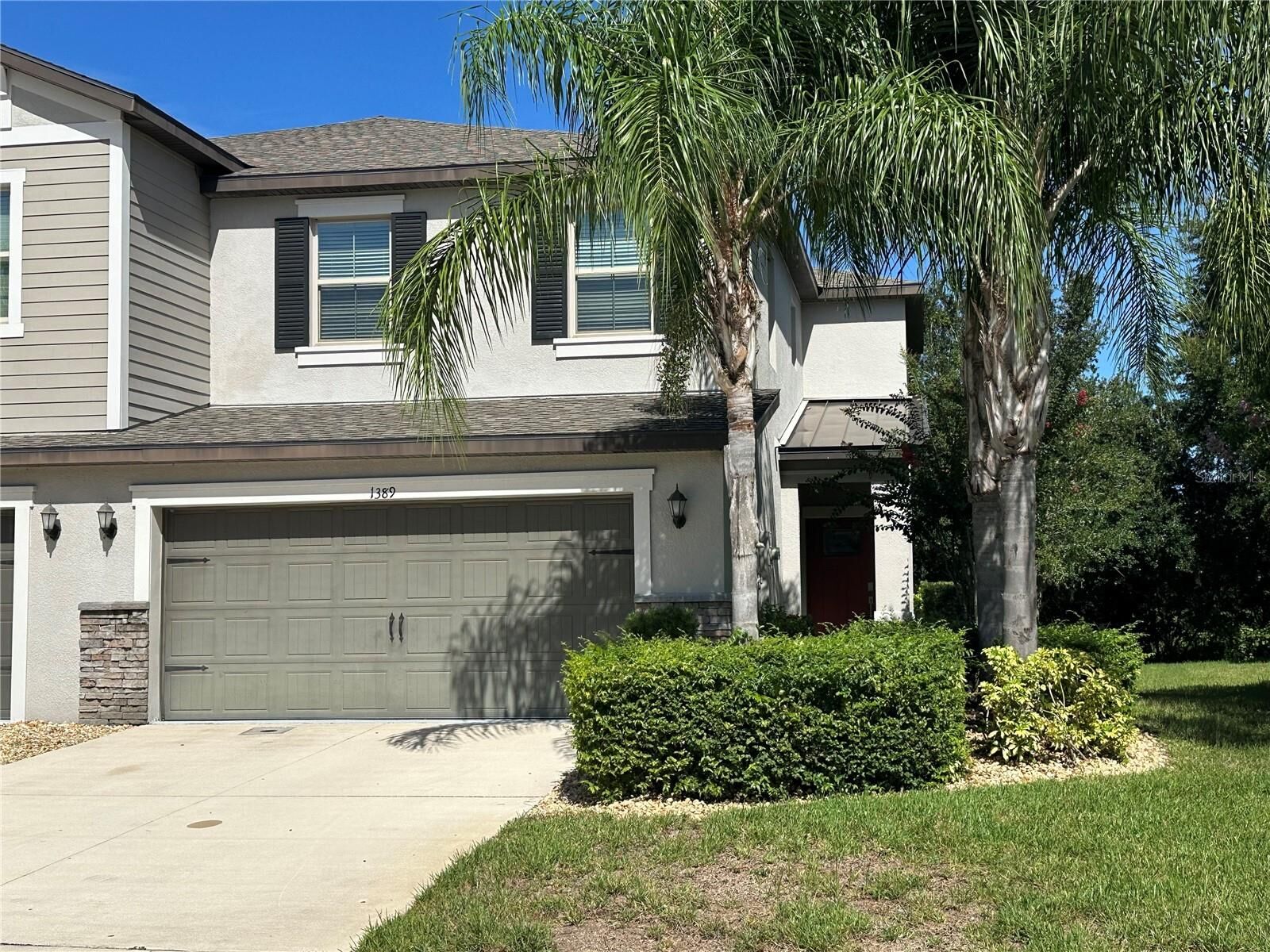 Property Photo:  1389 White Fox Run  FL 33549 