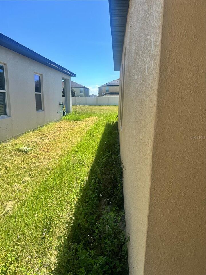 Property Photo: 487 Eaglecrest Drive FL 33844