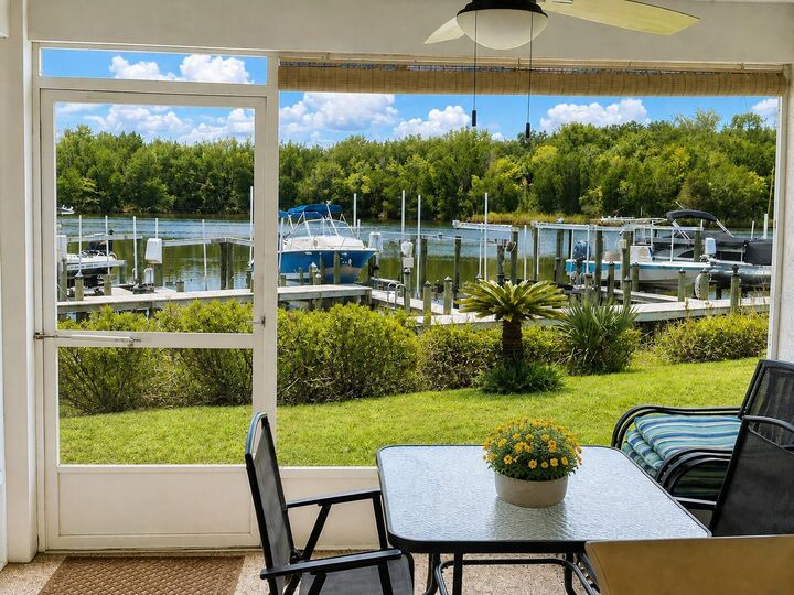 Property Photo:  11122 W Cove Harbor Drive 112  FL 34428 