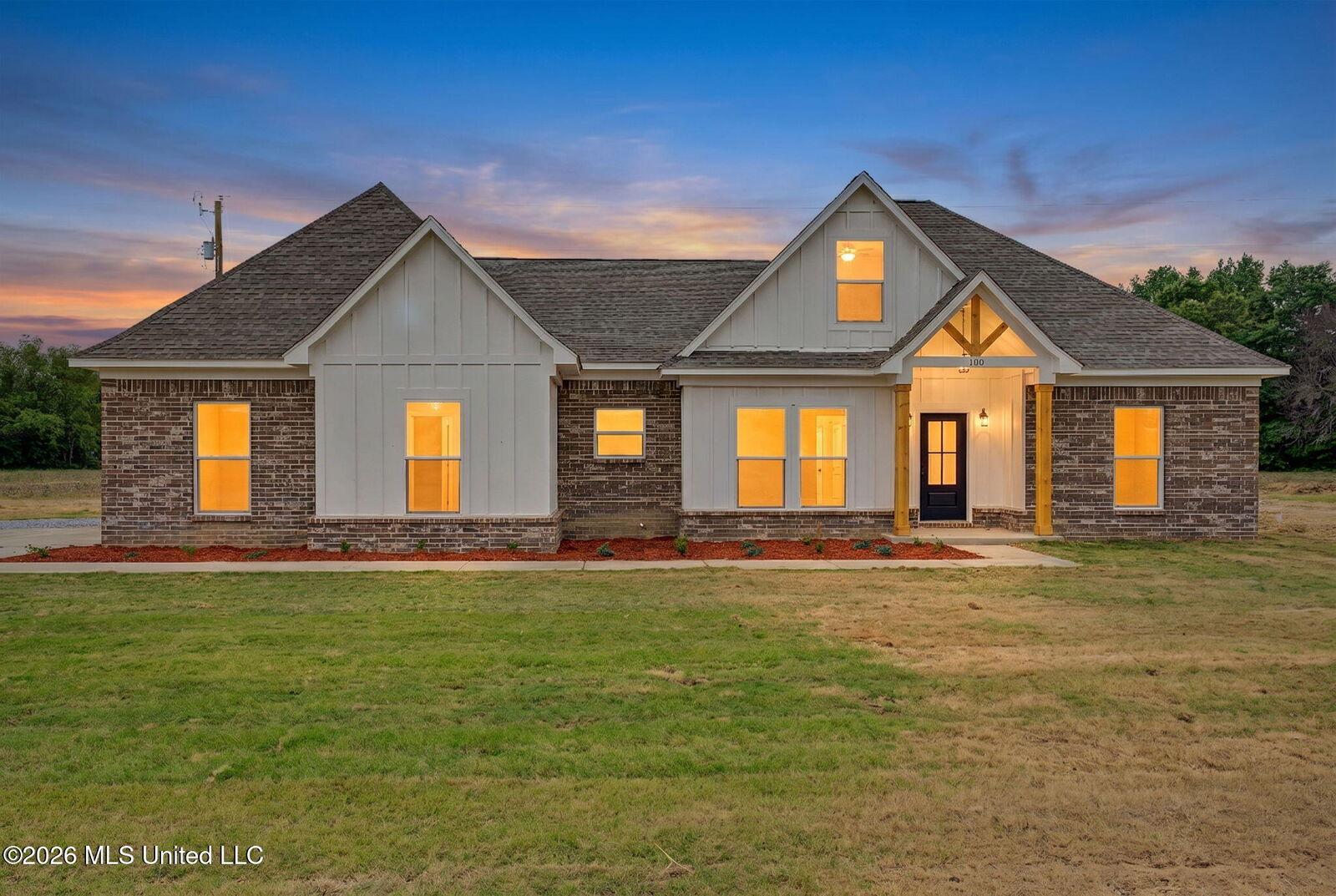 Property Photo: 530 Cherry Tree Lane MS 38618