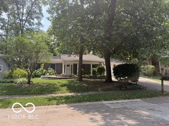 Property Photo:  17 Sleepy Hollow Lane  IN 46032 