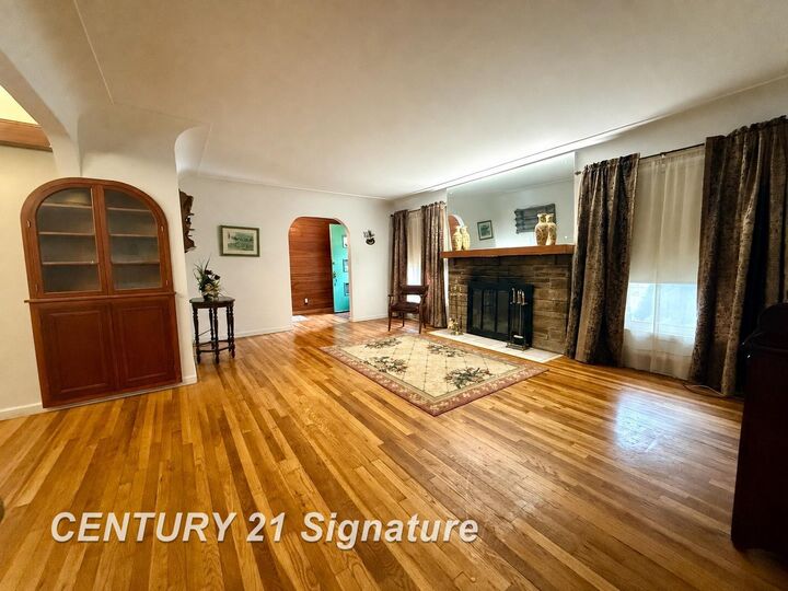 Property Photo: 2116 Barnard Street MI 48602