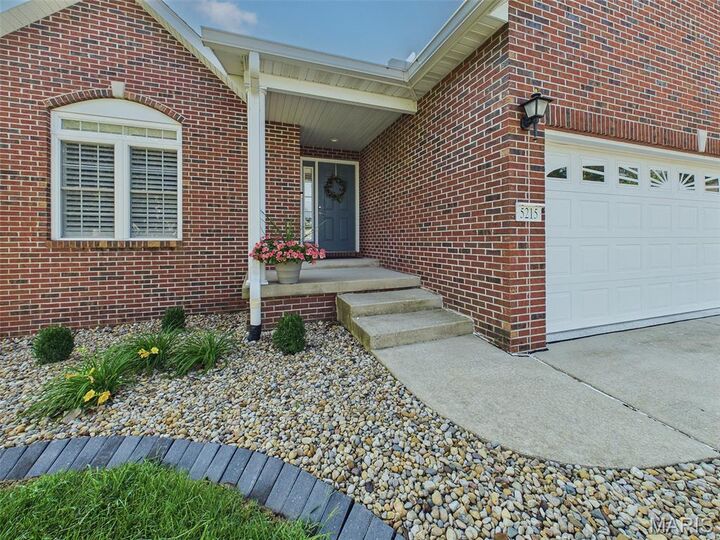 Property Photo:  5215 Willis Avenue  IL 62035 