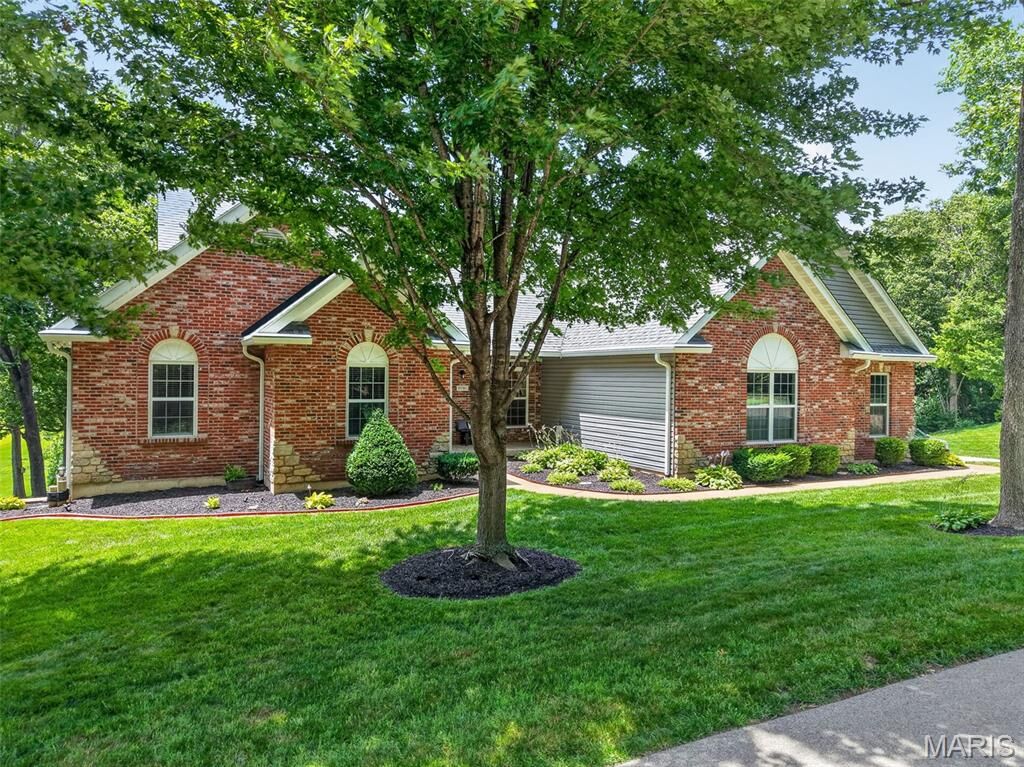 Property Photo: 31761 Somerset Court MO 63348