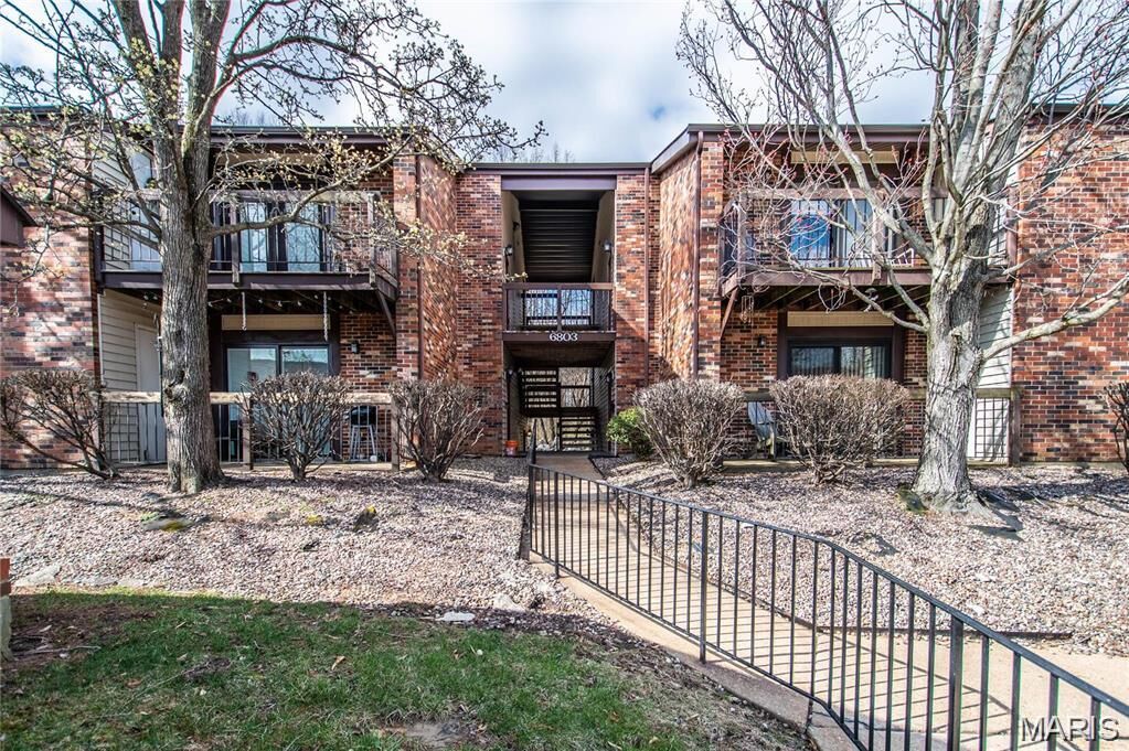 Property Photo: 6803 Cottage Grove Lane B MO 63129