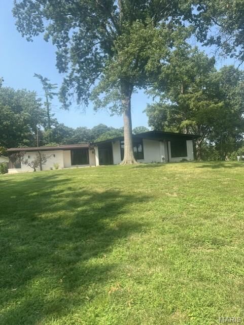 Property Photo: 401 Andover Lane MO 63011