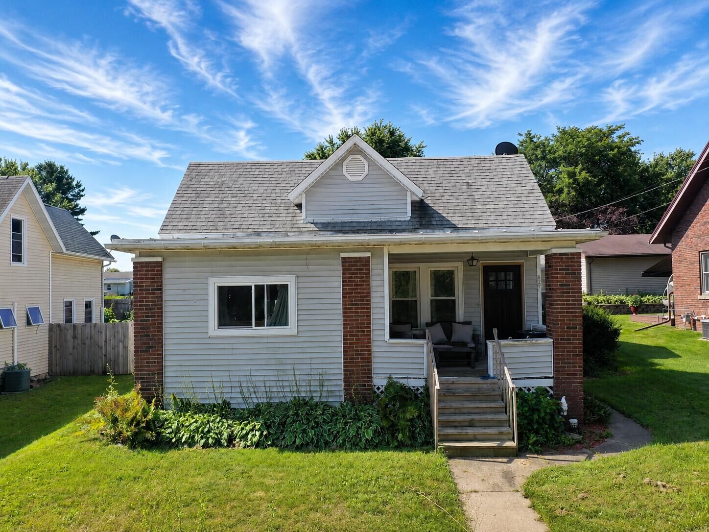Property Photo: 427 South St WI 54619