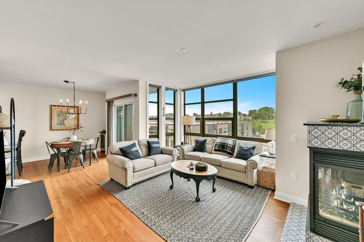 Property Photo:  1888 N Water St  WI 53202 