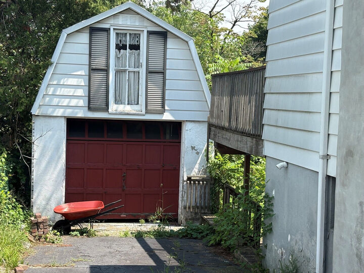 Property Photo:  11 High Street  NJ 08882 