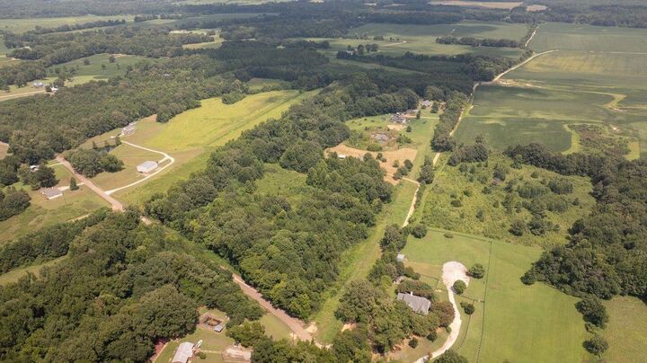 Property Photo:  860 Hughes Rd  TN 38011 