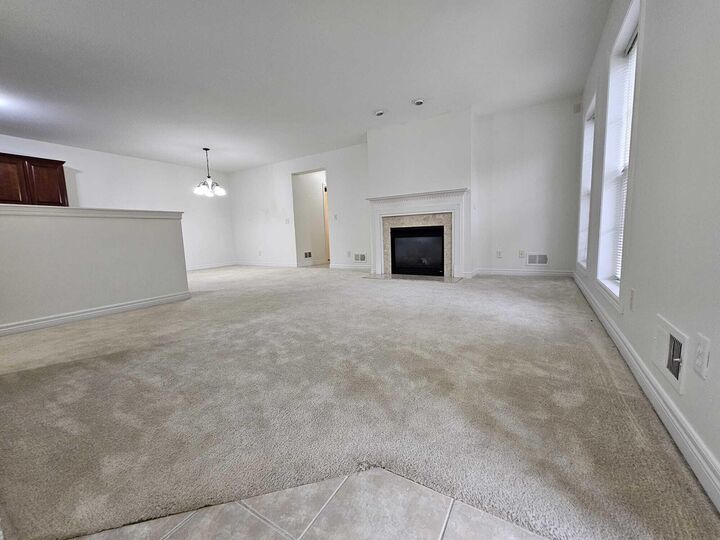 Property Photo: 3376 Endsleigh Lane MI 48197