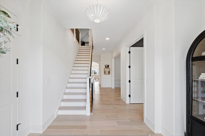 Property Photo: 915 S Madison Street IL 60521
