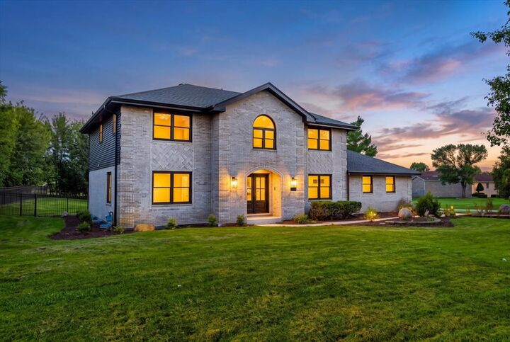 Property Photo:  13136 Fox Hill Court  IL 60439 