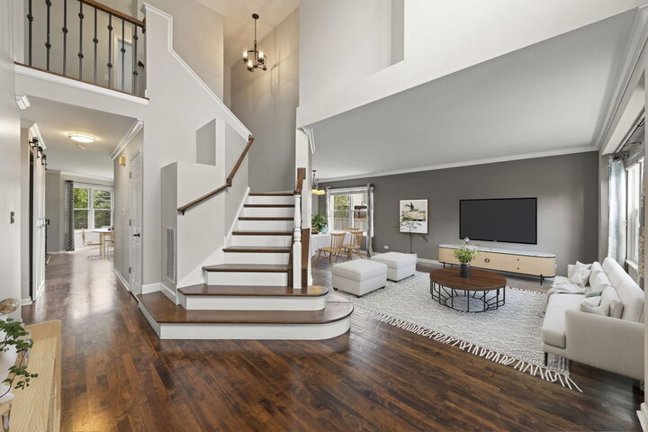 Property Photo:  808 Livingston Court  IL 60540 