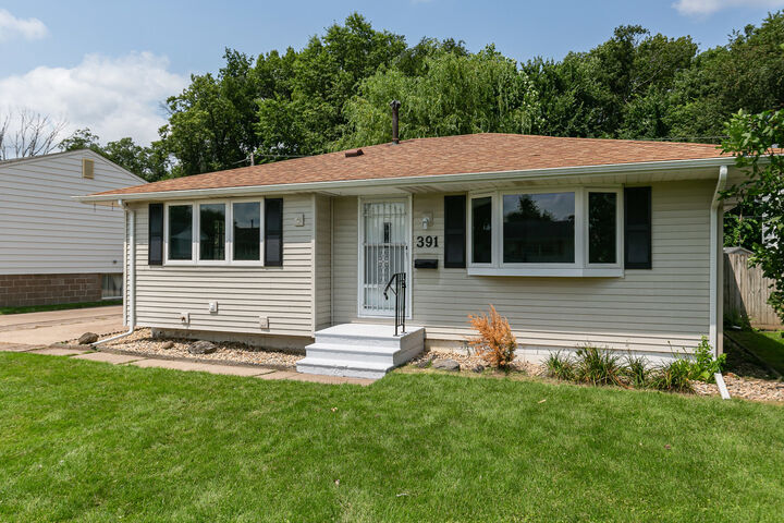 Property Photo: 391 33rd Avenue Court IL 61244